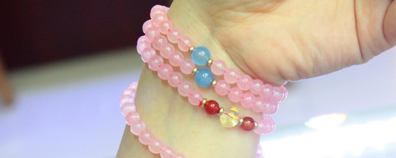 女生戴粉水晶手鏈禁忌左右手