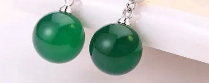 綠瑪瑙是天然的嗎