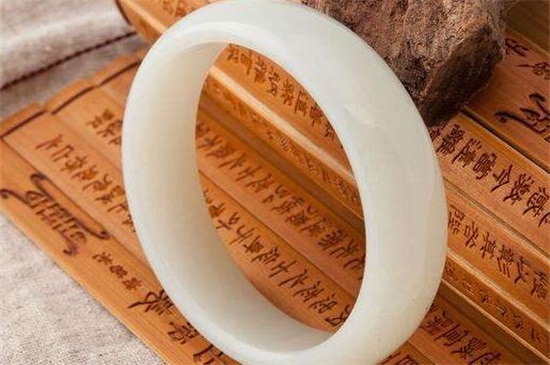 玉髓可以送人嗎，玉髓佩戴的禁忌不可犯