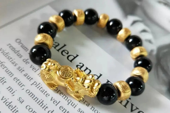 沙金和黃金的區(qū)別肉眼能看出來(lái)嗎