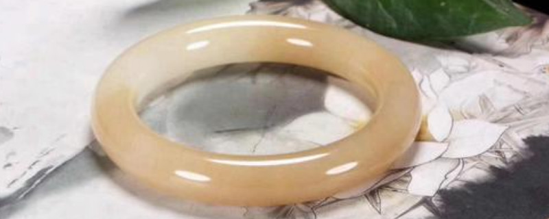 怎樣辨別白玉手鐲的真假