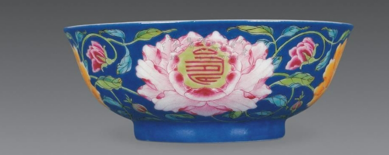 粉彩瓷器和琺瑯彩瓷器的區(qū)別