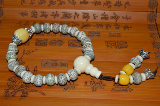 剛買正星月菩提怎么盤玩才能更亮