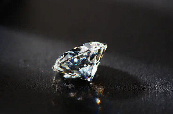 如何選購鉆石