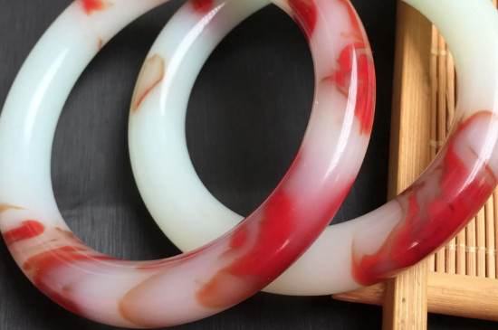 佘太紅和佘太翠的區(qū)別