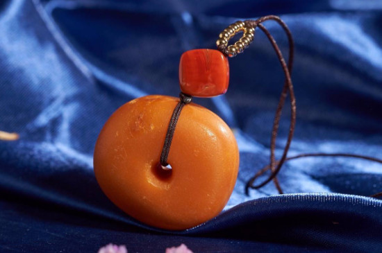 新入手的蜜蠟怎么盤玩