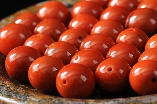 南紅瑪瑙小孩子能帶嗎，小孩戴南紅的注意事項(xiàng)