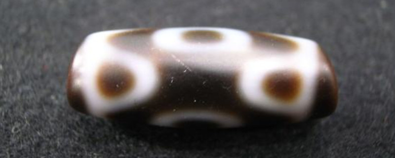 真天珠與假天珠風(fēng)化紋有什么不一樣