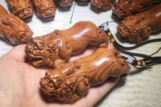 黃花梨木怎么辨認