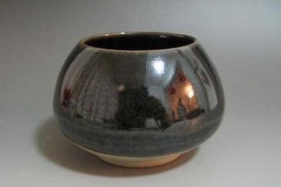烏金釉瓷器的特征及鑒別方法