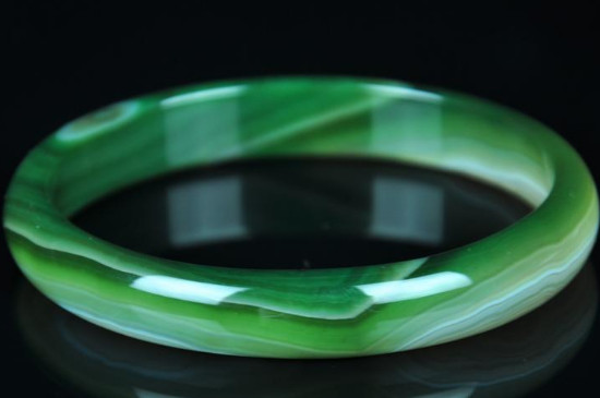 綠瑪瑙真假辨別方法