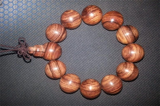 緬甸花梨和大果紫檀的區(qū)別