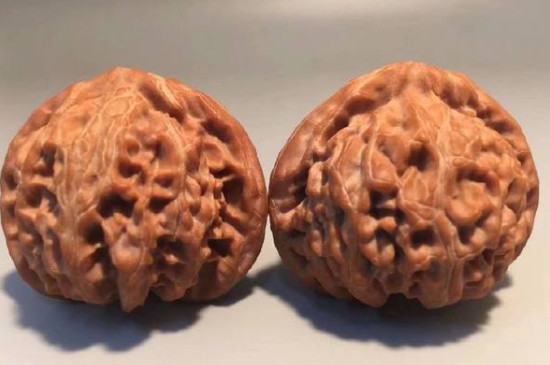 文玩核桃宮燈的特點