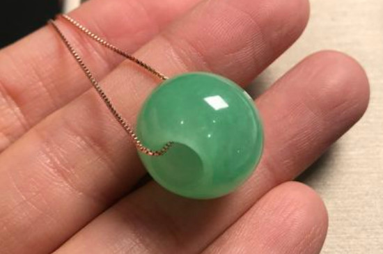 路路通手串戴左手還是戴右手