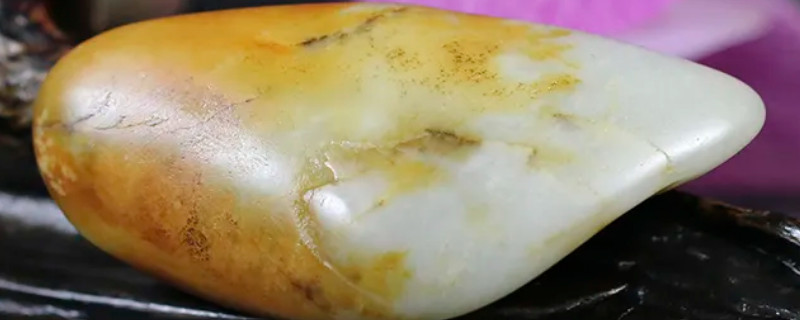 和田玉新疆料青海料俄料的區(qū)別