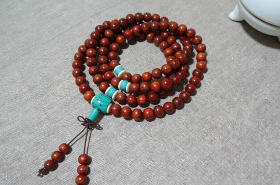 為什么小葉紫檀不能沾水