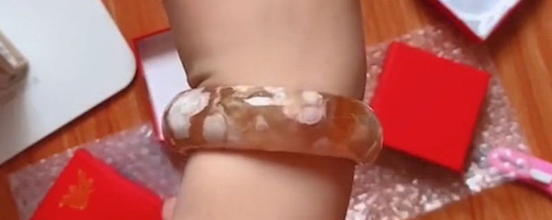 女人帶瑪瑙好處和禁忌