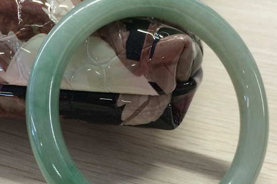 如何辨別翡翠的真假