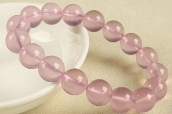 粉晶手鏈的功效與作用