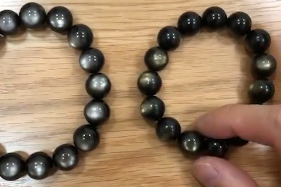 金曜石戴哪個(gè)手