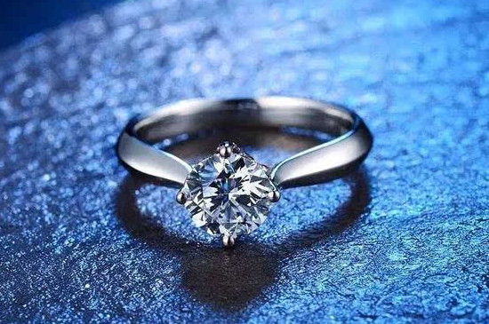 金剛石怎么形成的