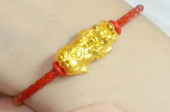 女士戴貔貅應(yīng)該戴在哪個手上
