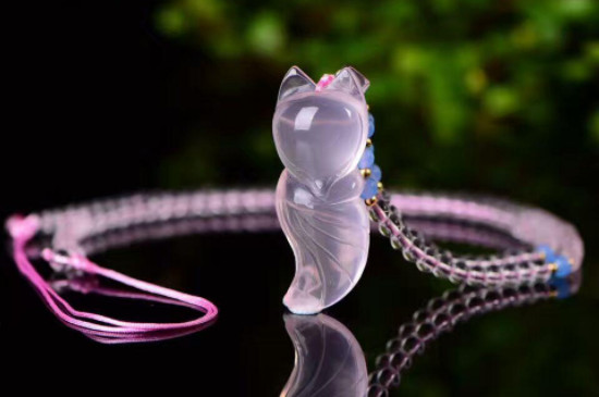 馬粉水晶的功效與禁忌