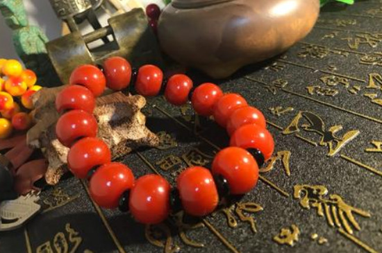 南紅蒙料是什么意思