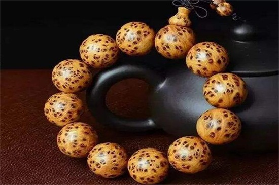 崖柏蓮蓬有什么寓意