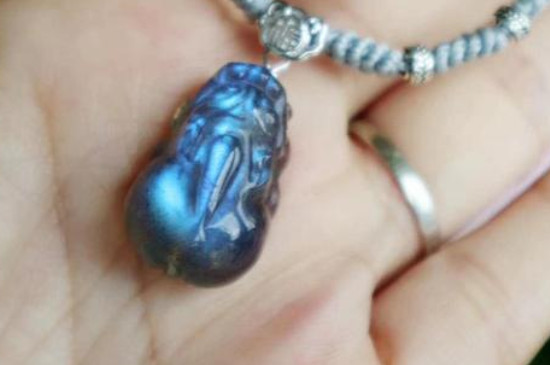 月光石為什么越戴越暗