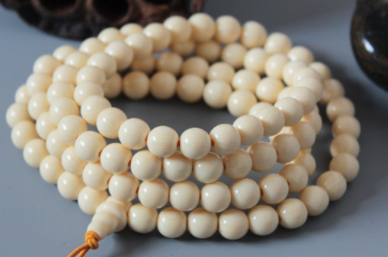 象牙手串發(fā)黃怎樣清洗