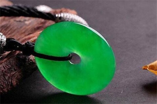 玉髓能養(yǎng)活嗎，戴玉髓的好處