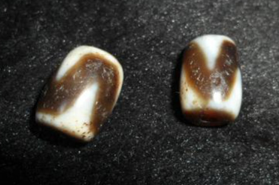 天珠可以戴右手嗎