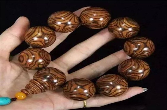 緬甸花梨怎么盤