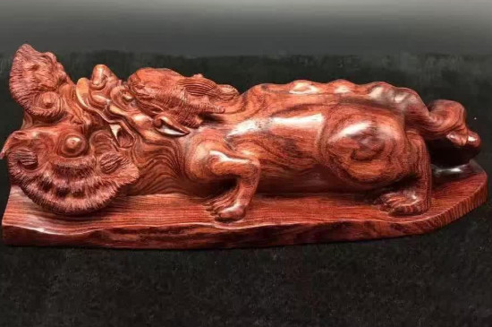 小葉紫檀為何越盤顏色越淡