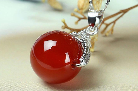 紅玉髓是什么材質(zhì)