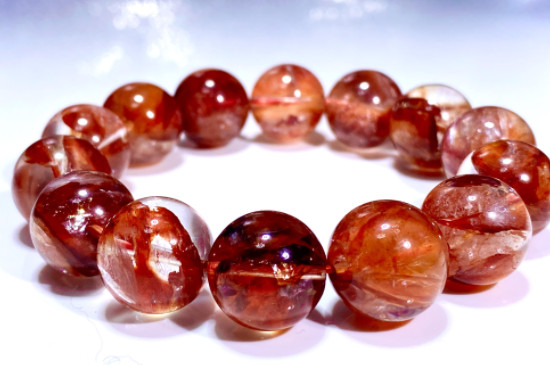 鴆羽幽靈水晶的功效與作用禁忌