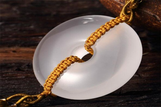 平安扣適合什么年齡戴