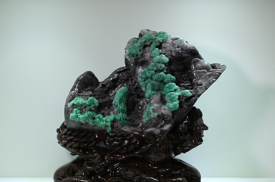 祖母綠和翡翠哪個好，祖母綠與翡翠的區(qū)別