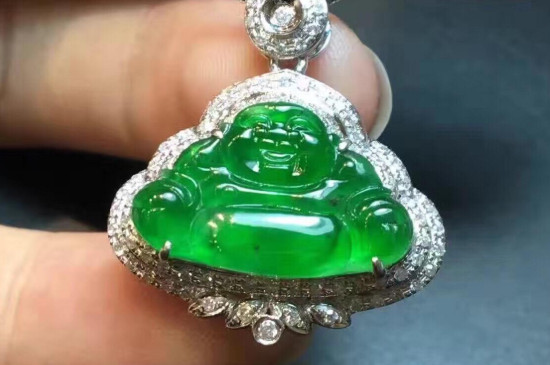 綠翡翠怎么鑒定真假