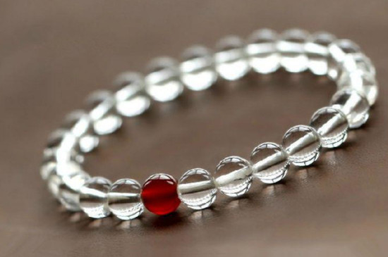 白色水晶手鏈的寓意是什么