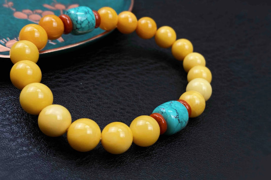 藍珀和蜜蠟和琥珀的區(qū)別