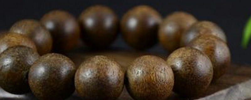 沉香手鏈與多寶能搭配嗎