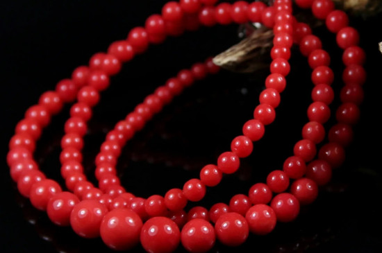 女人戴紅珊瑚的好處