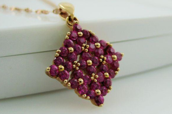 海藍(lán)寶的種類