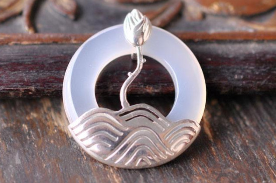 冰種玉髓一般值多少錢，通常只有幾千元左右