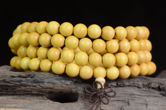 盤黃楊木要不要上油