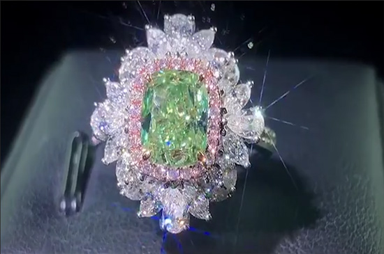 女戒指的戴法和意義