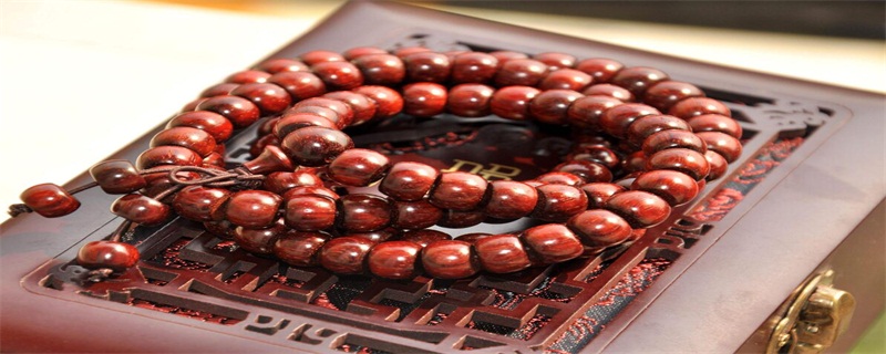 佩戴小葉紫檀手串有什么好處