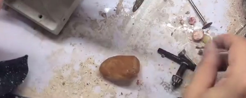 琥珀蜜蠟是什么東西
